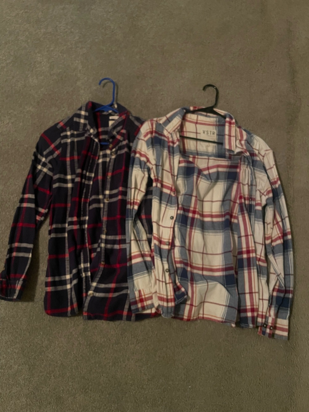 American Eagle Outfitters Women’s Plaid Button-Down Shirt - Navy & White/Blue